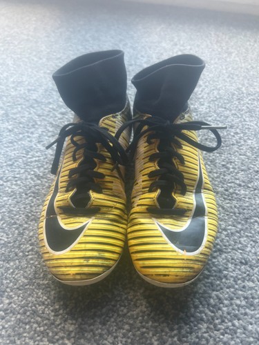 Pre loved original nike - original,