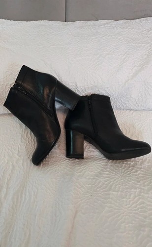 Love black real - black, leather