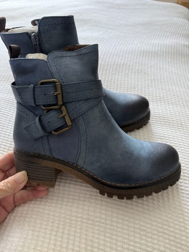 Lovely pair ladies blue - lovely,