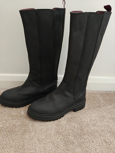 Lovely knee high leather boots