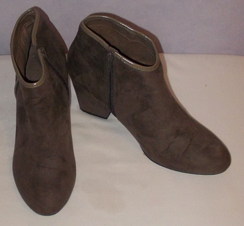 Love your boots size 7 - love,